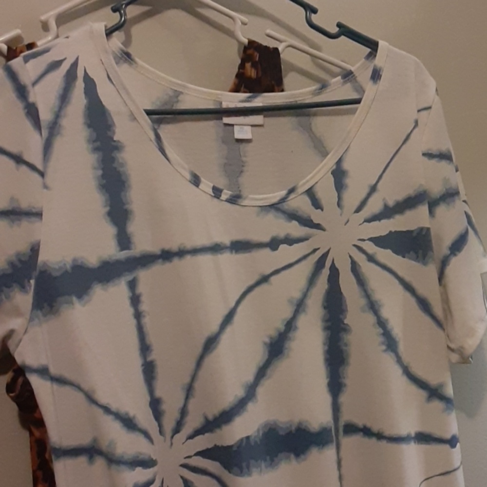 Lularoe XL classic t